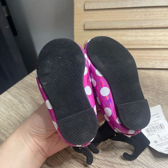 Disney Minnie Mouse Pink Polka Dot Baby Shoes - Picture 4 of 4